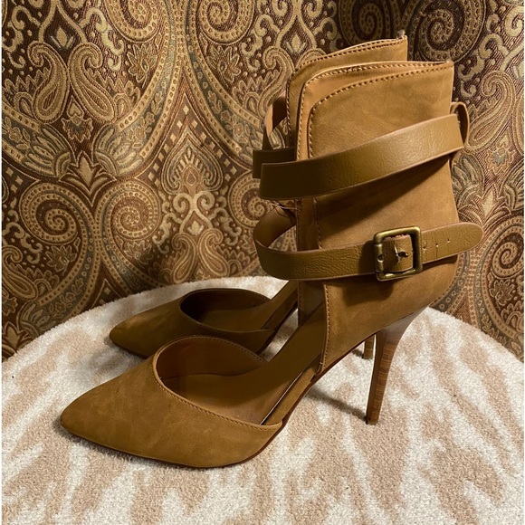 My Delicious Aijah Tan High Back Pointed Heels - Picture 3 of 4